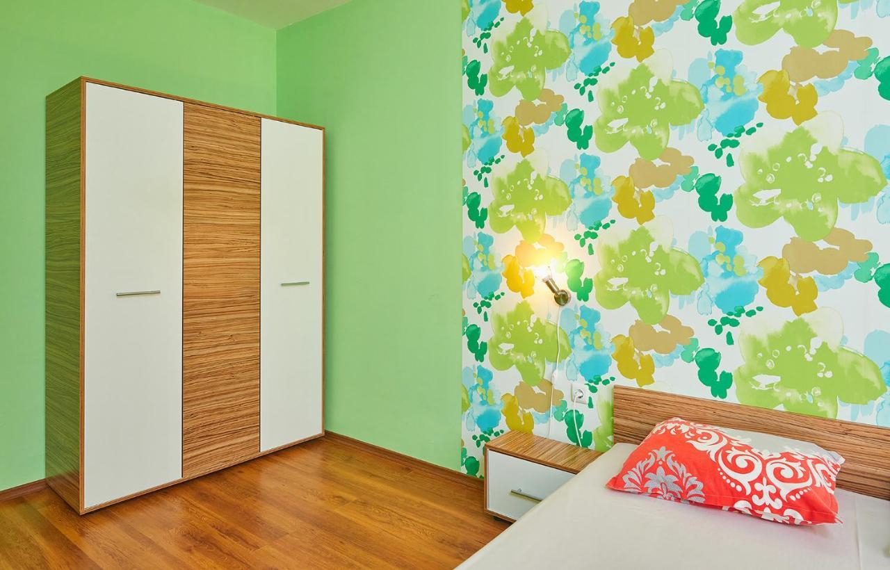 Apartments Dimitrovi Pomorie Exterior photo